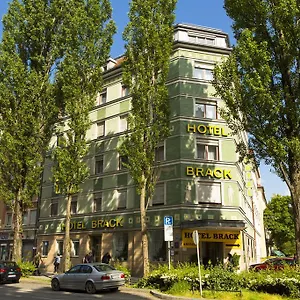 Brack Hotell